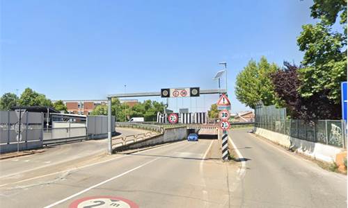 Hut for Rent in Modena