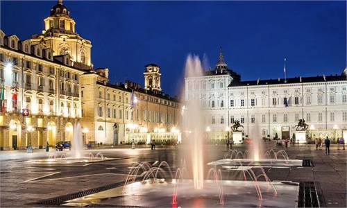 V1815 Palazzo Uffici 700