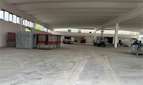 Hut for Sale in Modena