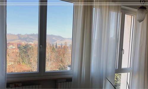 V1596  ATTICO CENTRO SASSUOLO 4 CAMERE SALONE 70MQ