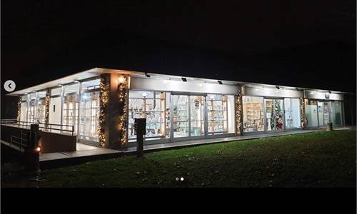 V1890 NEGOZIO 600mq PLURIVETRINATO +250MQ MAGAZZINO e GARAGE